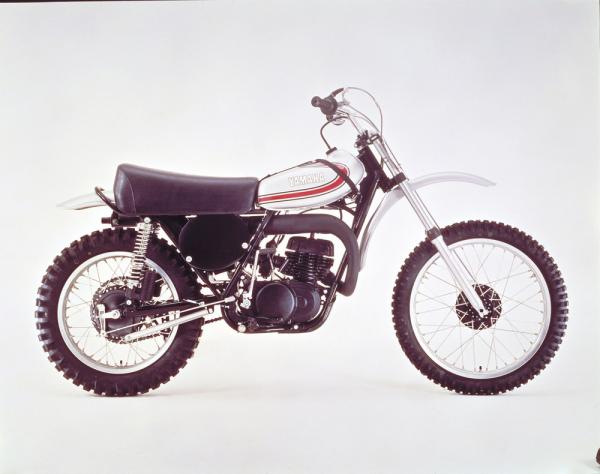 YZ250 (1973)